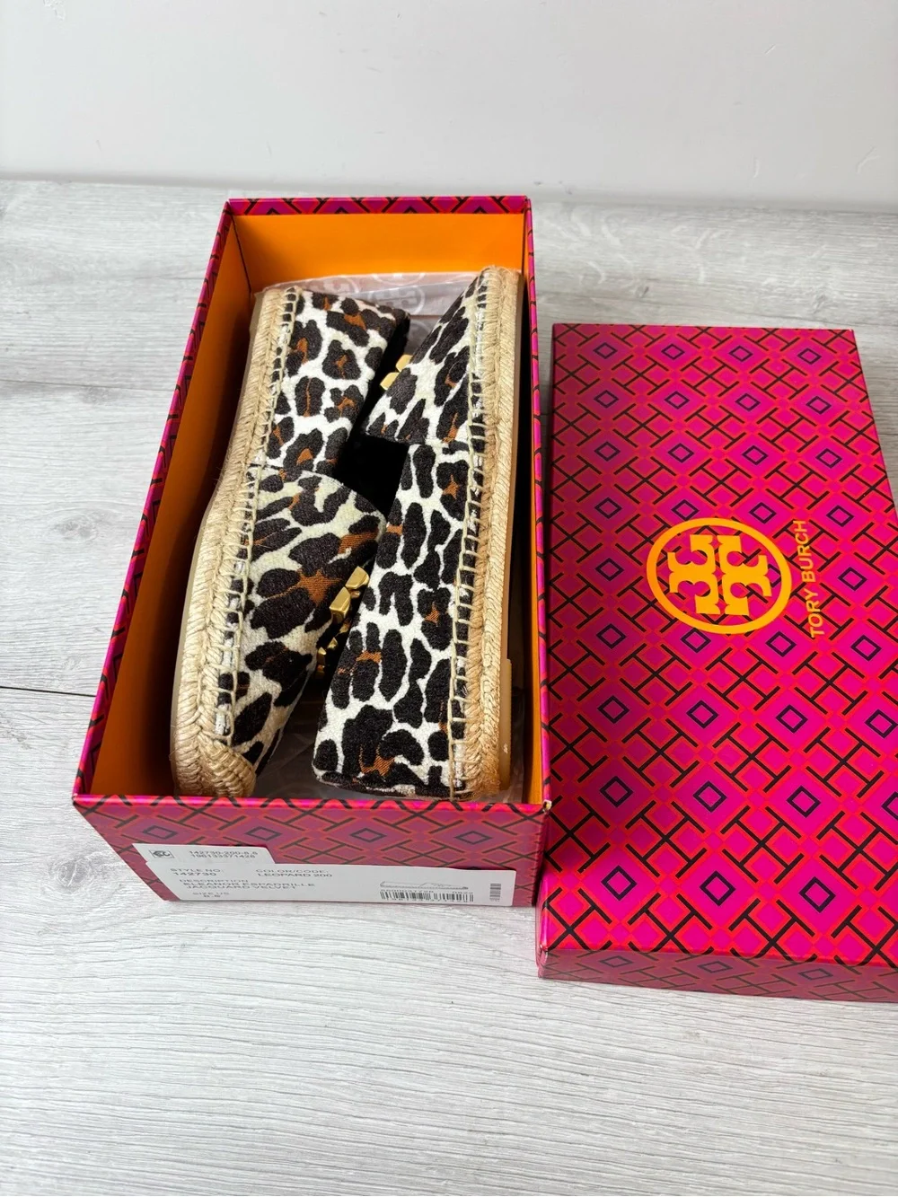 Tory Burch Eleanor Leopard Print Velvet Espadrilles Gold Logo Size 8.5 NIB